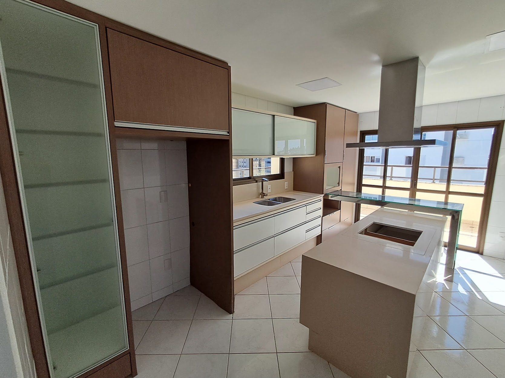 Imagem Apartamento com 3 Quartos à Venda, 487 m²em Centro - Criciúma