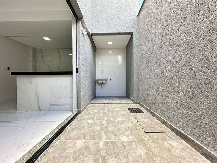 Imagem Casa com 3 Quartos à Venda, 128 m² em Santa Mônica - Belo Horizonte Imagem Casa com 3 Quartos à Venda, 128 m² em Santa Mônica - Belo Horizonte