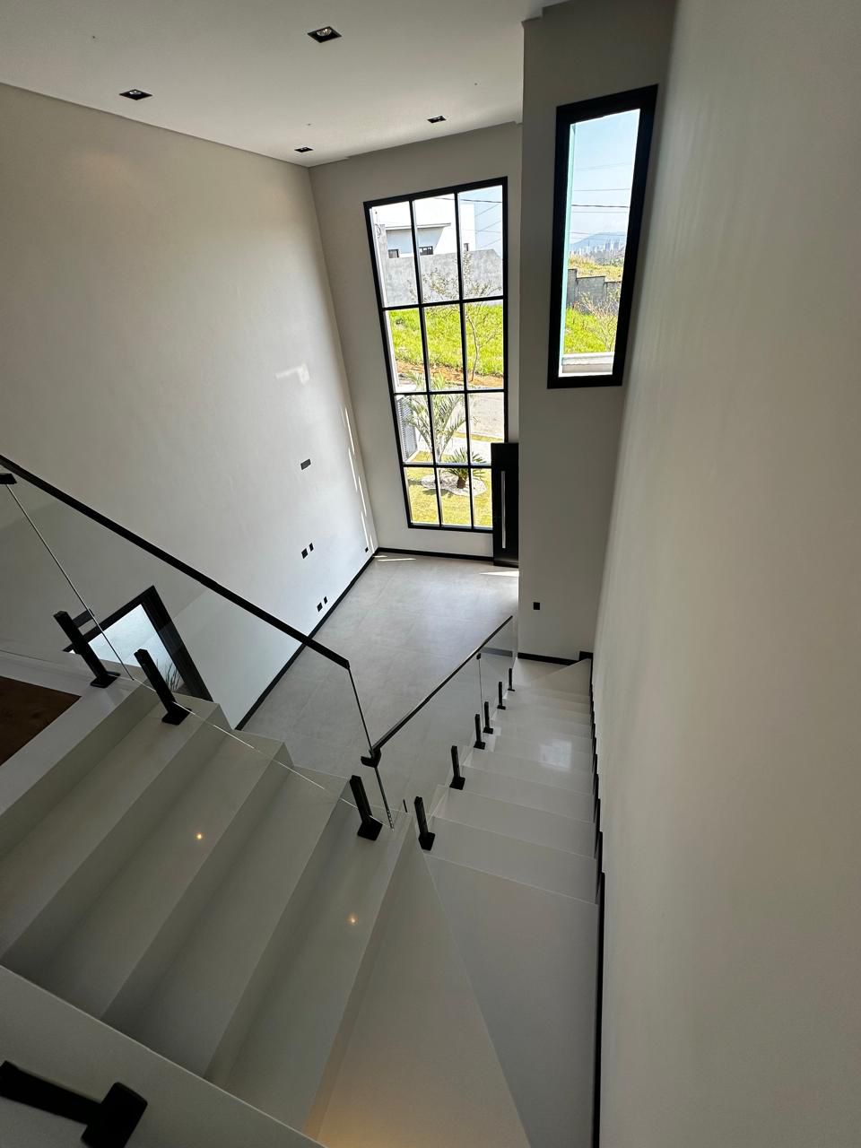Imagem Casa de Condomínio com 4 Quartos à Venda, 234 m²em Cézar de Souza - Mogi das Cruzes Imagem Casa de Condomínio com 4 Quartos à Venda, 234 m²em Cézar de Souza - Mogi das Cruzes
