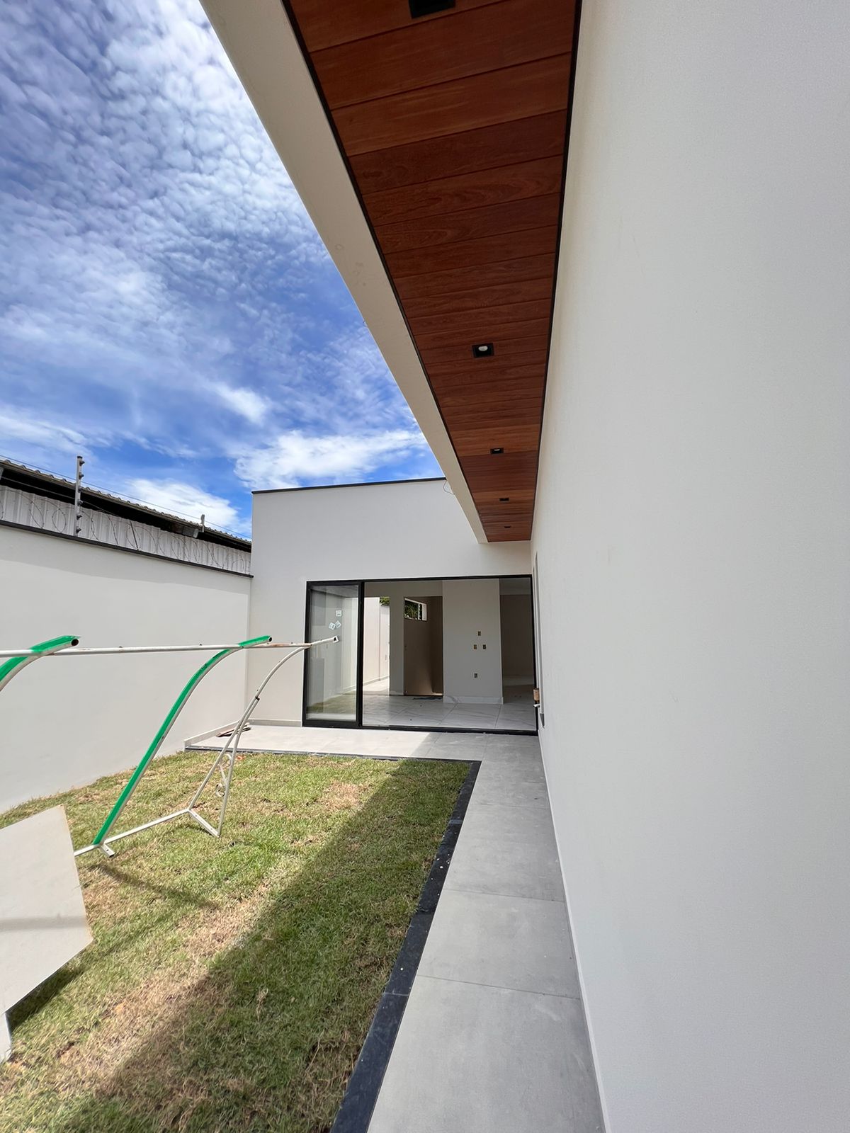 Imagem Casa de Condomínio com 3 Quartos à Venda, 225 m²em Colônia Terra Nova - Manaus