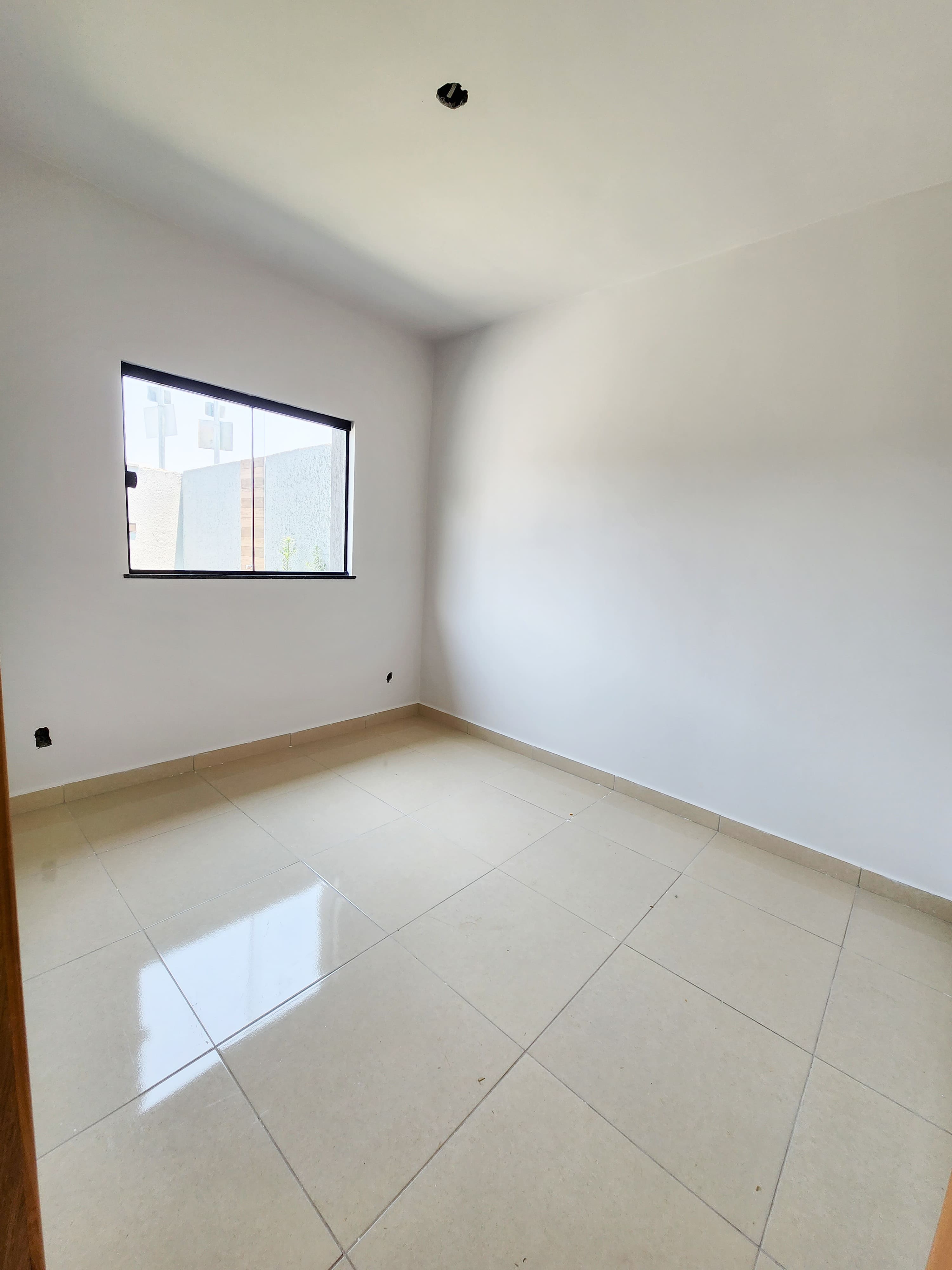 Imagem Casa com 2 Quartos à Venda, 55 m²em Jardim Itaipu - Goiânia