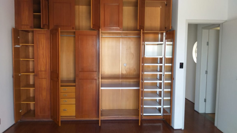 Imagem Casa com 3 Quartos à Venda, 180 m² em Vila Lavínia - Mogi das Cruzes