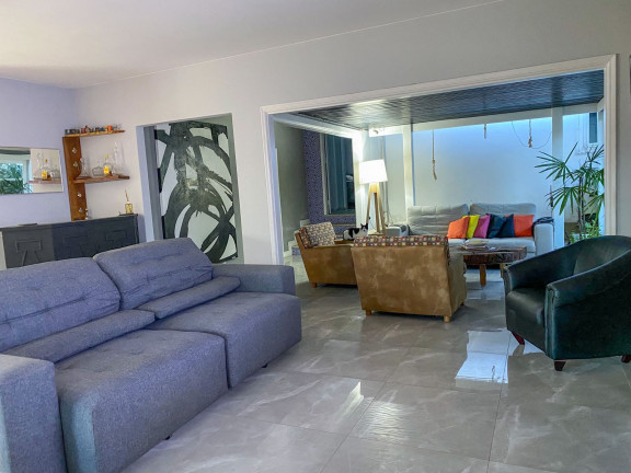 Imagem Casa com 3 Quartos à Venda,  em Iucas - Teresópolis