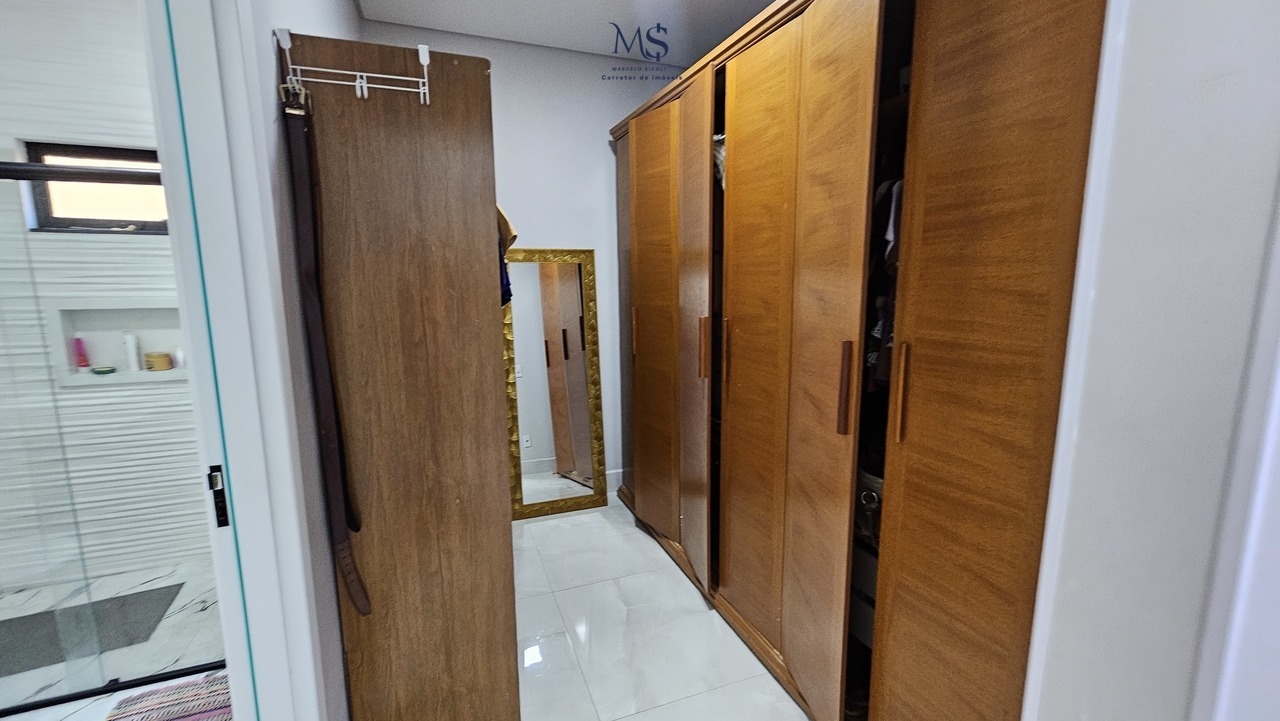 Imagem Casa de Condomínio com 4 Quartos à Venda, 370 m²em Setor Habitacional Vicente Pires - Brasília Imagem Casa de Condomínio com 4 Quartos à Venda, 370 m²em Setor Habitacional Vicente Pires - Brasília
