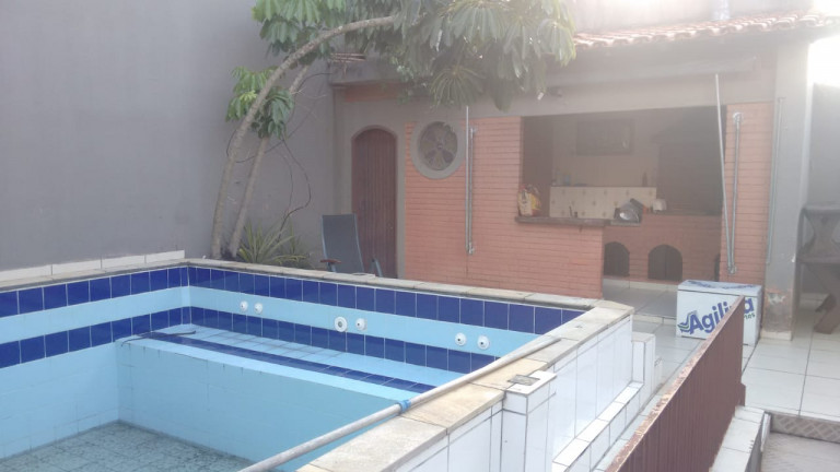 Imagem Casa com 6 Quartos à Venda, 400 m² em Cidade Vargas - São Paulo Imagem Casa com 6 Quartos à Venda, 400 m² em Cidade Vargas - São Paulo