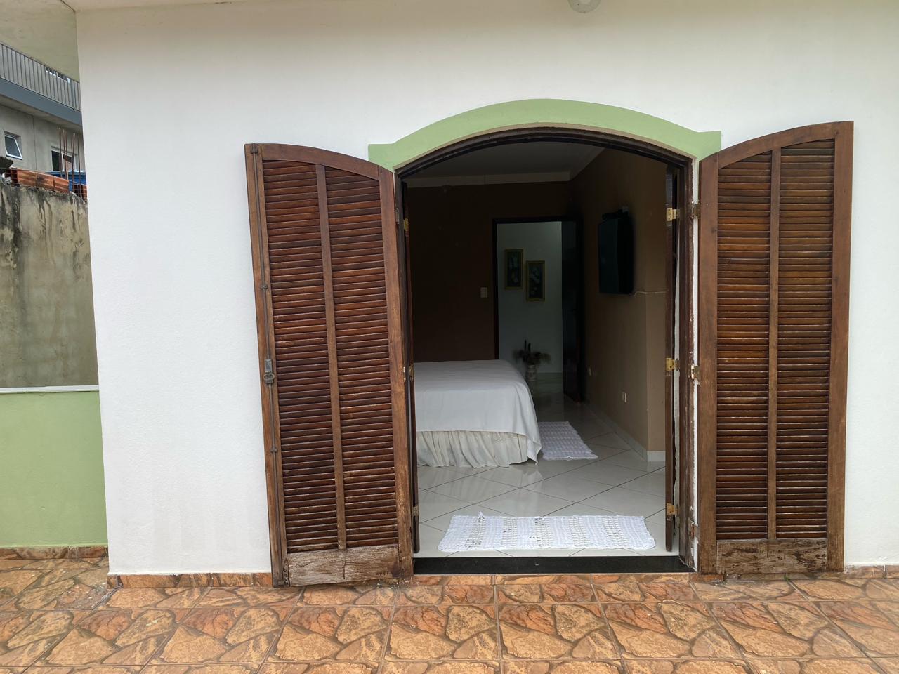 Imagem Sobrado com 3 Quartos à Venda, 264 m²em Jardim Tamoio - São Paulo Imagem Sobrado com 3 Quartos à Venda, 264 m²em Jardim Tamoio - São Paulo