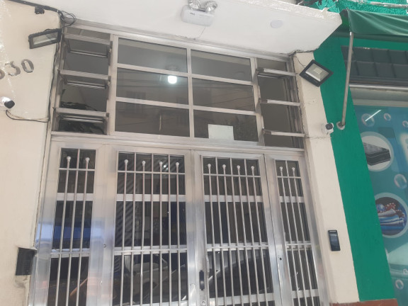 Imagem Kitnet com 1 Quarto à Venda,  em Aclimação - São Paulo