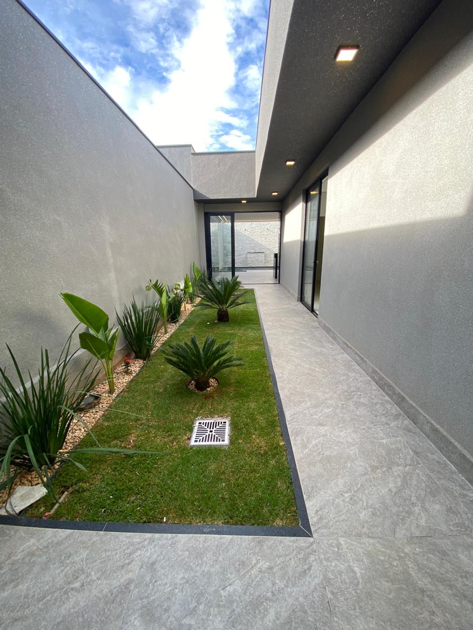 Imagem Casa com 4 Quartos à Venda, 318 m² em Setor Habitacional Vicente Pires - Brasília Imagem Casa com 4 Quartos à Venda, 318 m² em Setor Habitacional Vicente Pires - Brasília