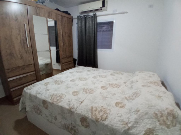 Imagem Casa com 2 Quartos à Venda, 115 m² em Centro - Peruíbe