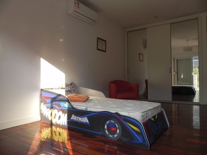 Imagem Casa de Condomínio com 5 Quartos à Venda, 500 m² em Várzea&nbsp; - Teresópolis