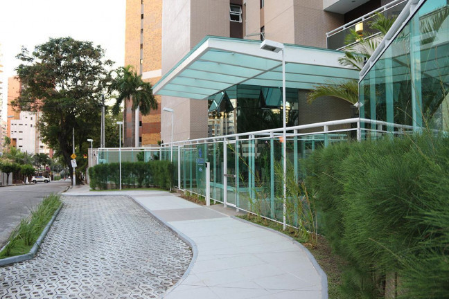Imagem Apartamento com 3 Quartos à Venda, 245 m² em Meireles - Fortaleza