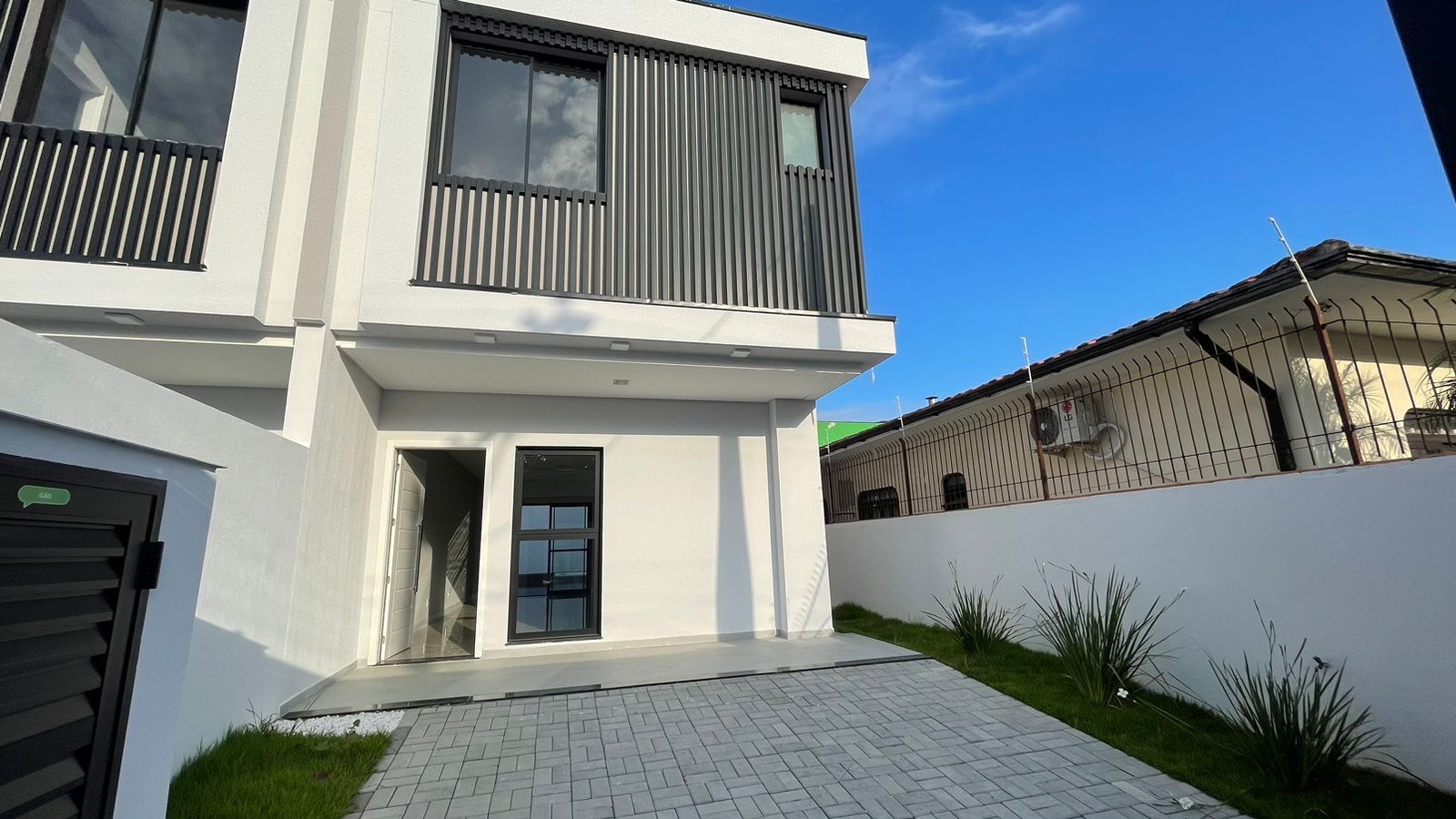 Sobrado com 3 Quartos à Venda, 124 m²em Centro - Camboriú