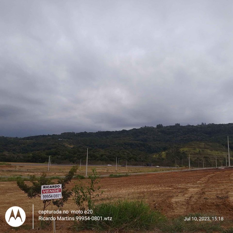 Imagem Terreno à Venda, 388 m²em Mina do Toco - Criciúma Imagem Terreno à Venda, 388 m²em Mina do Toco - Criciúma