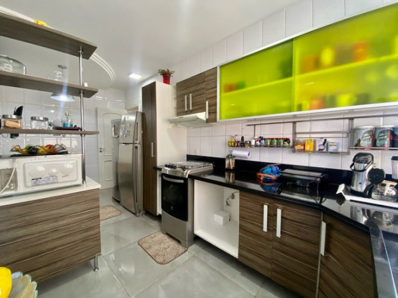 Imagem Apartamento com 3 Quartos à Venda,  em Várzea - Teresópolis