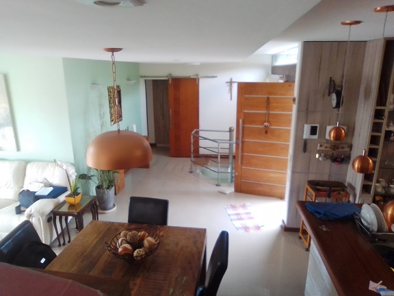 Imagem Casa com 4 Quartos à Venda, 260 m² em Badu - Niterói