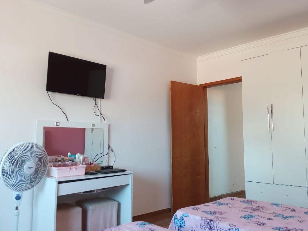 Imagem Sobrado com 3 Quartos à Venda, 120 m²em Jardim Ana Rosa - Taubaté