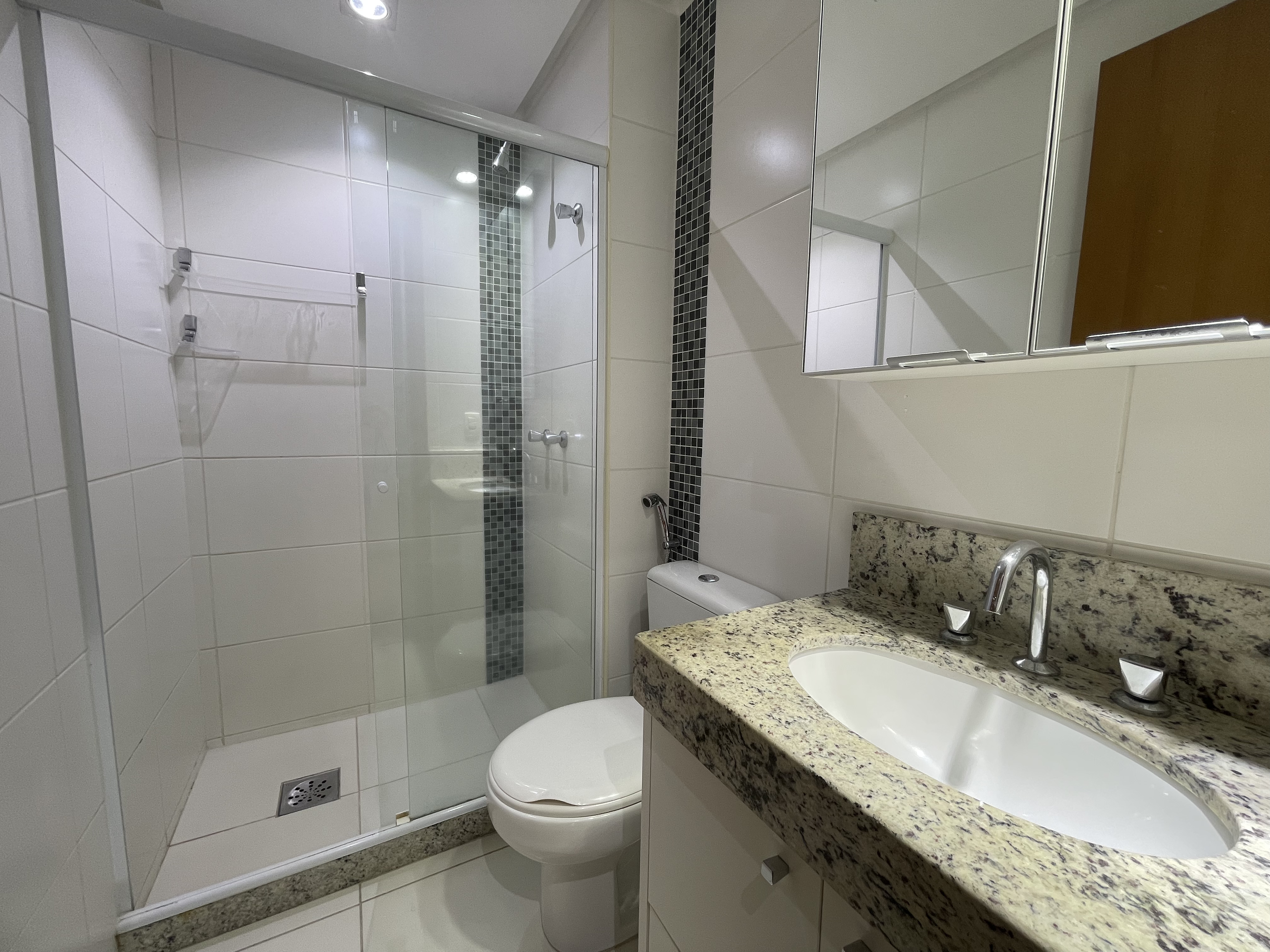 Imagem Apartamento com 3 Quartos à Venda, 105 m²em Icaraí - Niterói Imagem Apartamento com 3 Quartos à Venda, 105 m²em Icaraí - Niterói