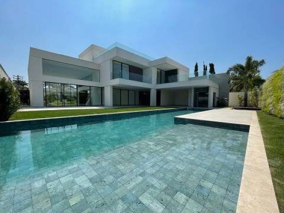 Imagem Casa de Condomínio com 5 Quartos à Venda, 1.100 m² em Barra da Tijuca - Rio de Janeiro Imagem Casa de Condomínio com 5 Quartos à Venda, 1.100 m² em Barra da Tijuca - Rio de Janeiro