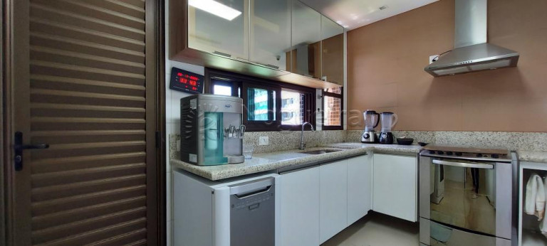 Imagem Apartamento com 4 Quartos à Venda, 211 m² em Paiva - Cabo de Santo Agostinho