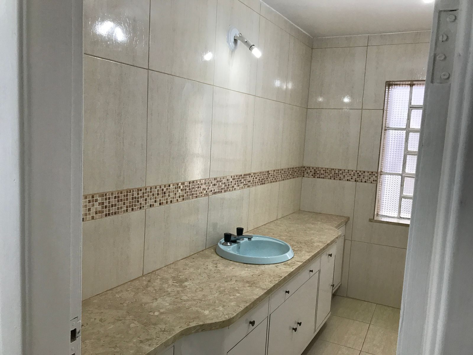 Imagem Casa com 1 Quarto para Alugar, 57 m²em Jardim Itália - São Paulo