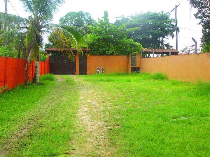 Imagem Casa de Condomínio com 1 Quarto à Venda, 70 m² em Coronel - Itanhaém Imagem Casa de Condomínio com 1 Quarto à Venda, 70 m² em Coronel - Itanhaém