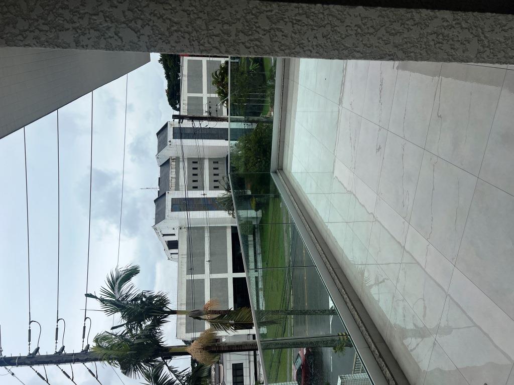 Imagem Apartamento com 3 Quartos à Venda, 183 m² em Hugo Lange - Curitiba
