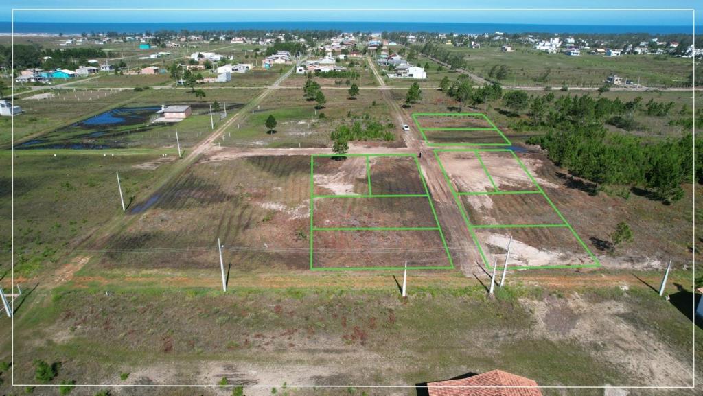 Imagem Terreno à Venda, 300 m²em Janaina - Balneário Gaivota Imagem Terreno à Venda, 300 m²em Janaina - Balneário Gaivota