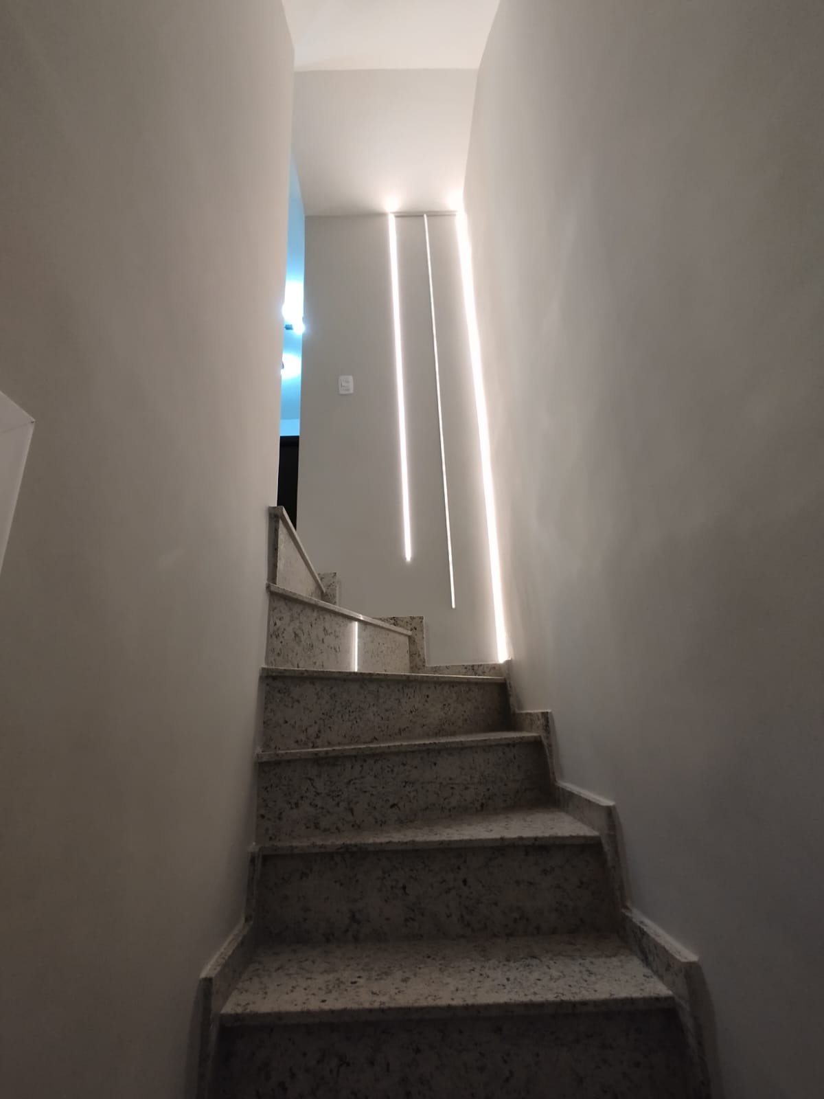 Imagem Casa de Condomínio com 2 Quartos à Venda, 80 m²em Vila Nivi - São Paulo
