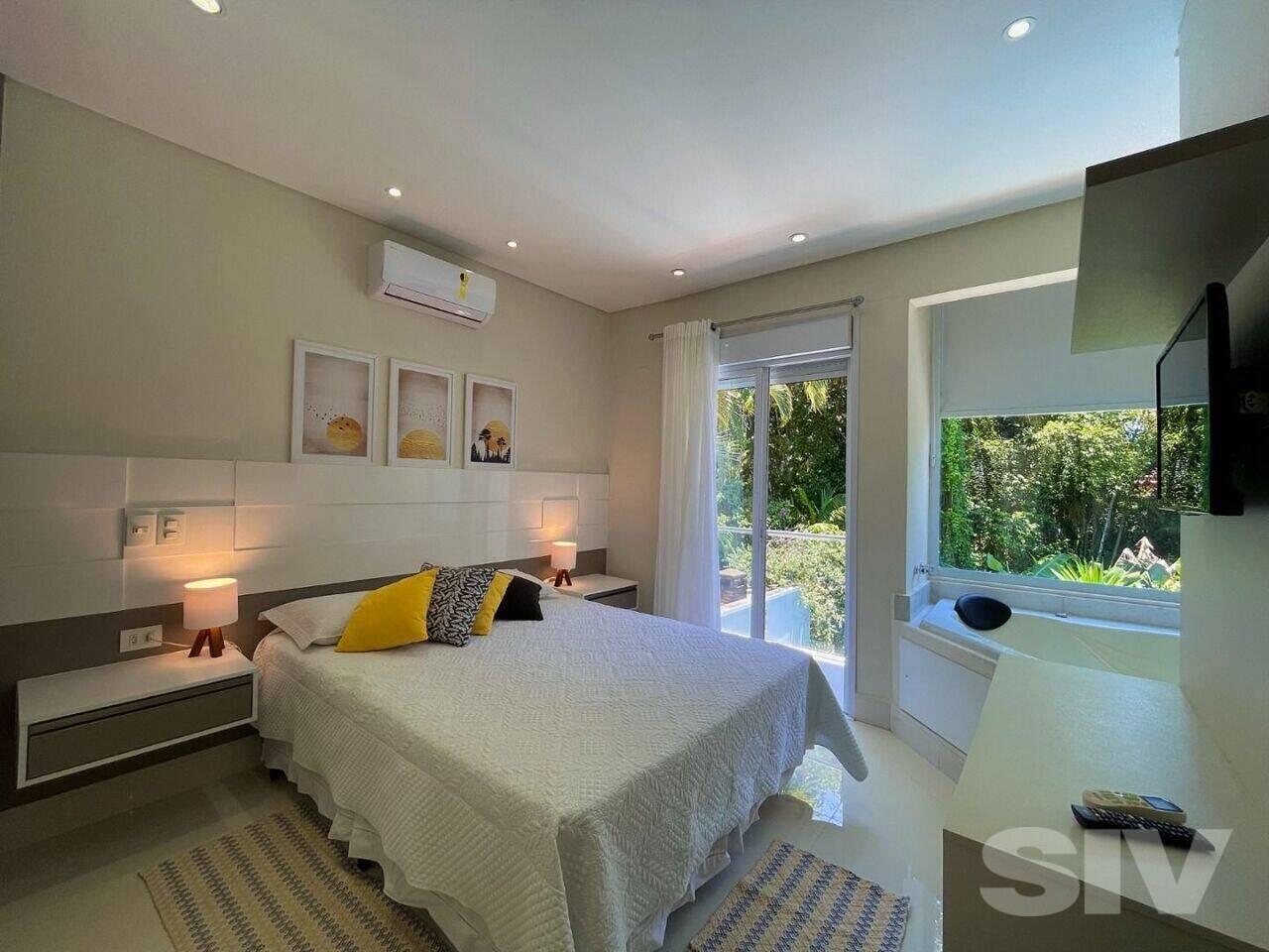 Imagem Casa de Condomínio com 5 Quartos à Venda, 553 m²em Riviera - Bertioga