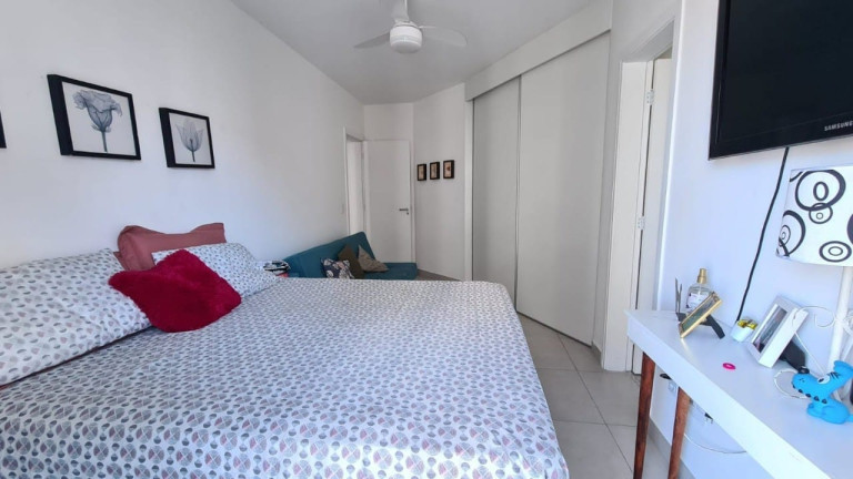 Imagem Apartamento com 2 Quartos à Venda,  em Canto do Forte - Praia Grande