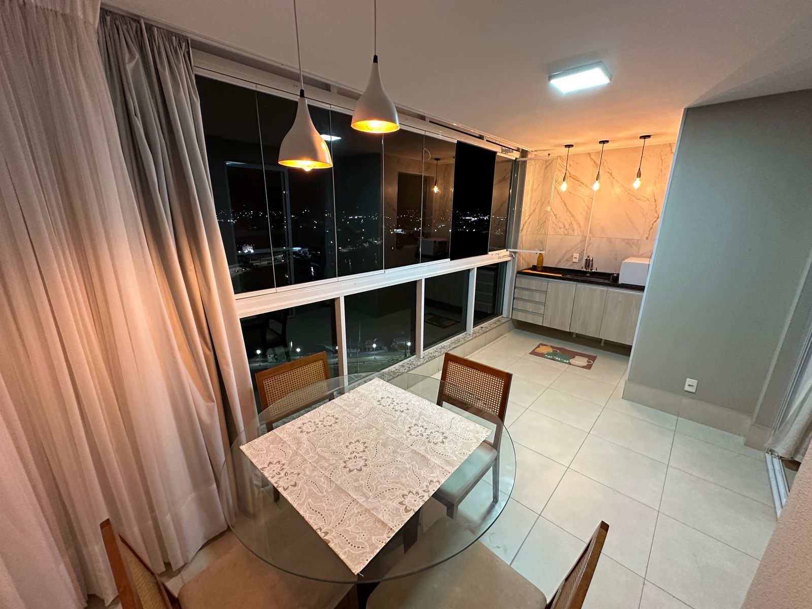 Imagem Apartamento com 2 Quartos à Venda, 65 m²em Centro - Guarapari