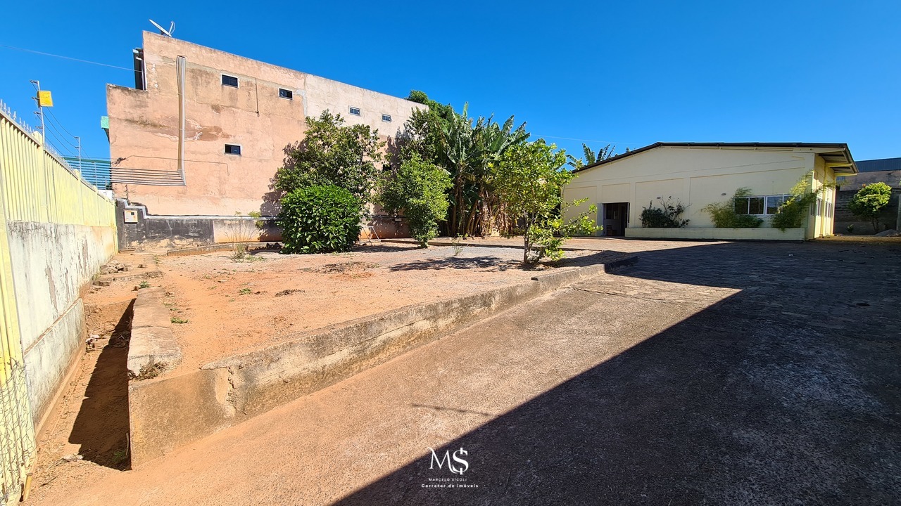 Imagem Galpão à Venda ou Locação, 224 m² em Sobradinho - Brasília Imagem Galpão à Venda ou Locação, 224 m² em Sobradinho - Brasília