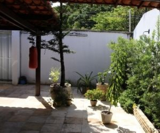 Imagem Casa com 3 Quartos à Venda,  em Lagoa Redonda - Fortaleza