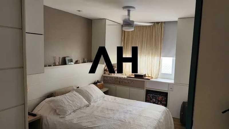 Imagem Apartamento com 3 Quartos à Venda, 96 m²em Santa Rosa - Niterói