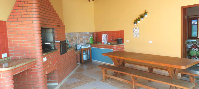 Imagem Sobrado com 4 Quartos à Venda, 205 m²em Martim de Sá  - Caraguatatuba