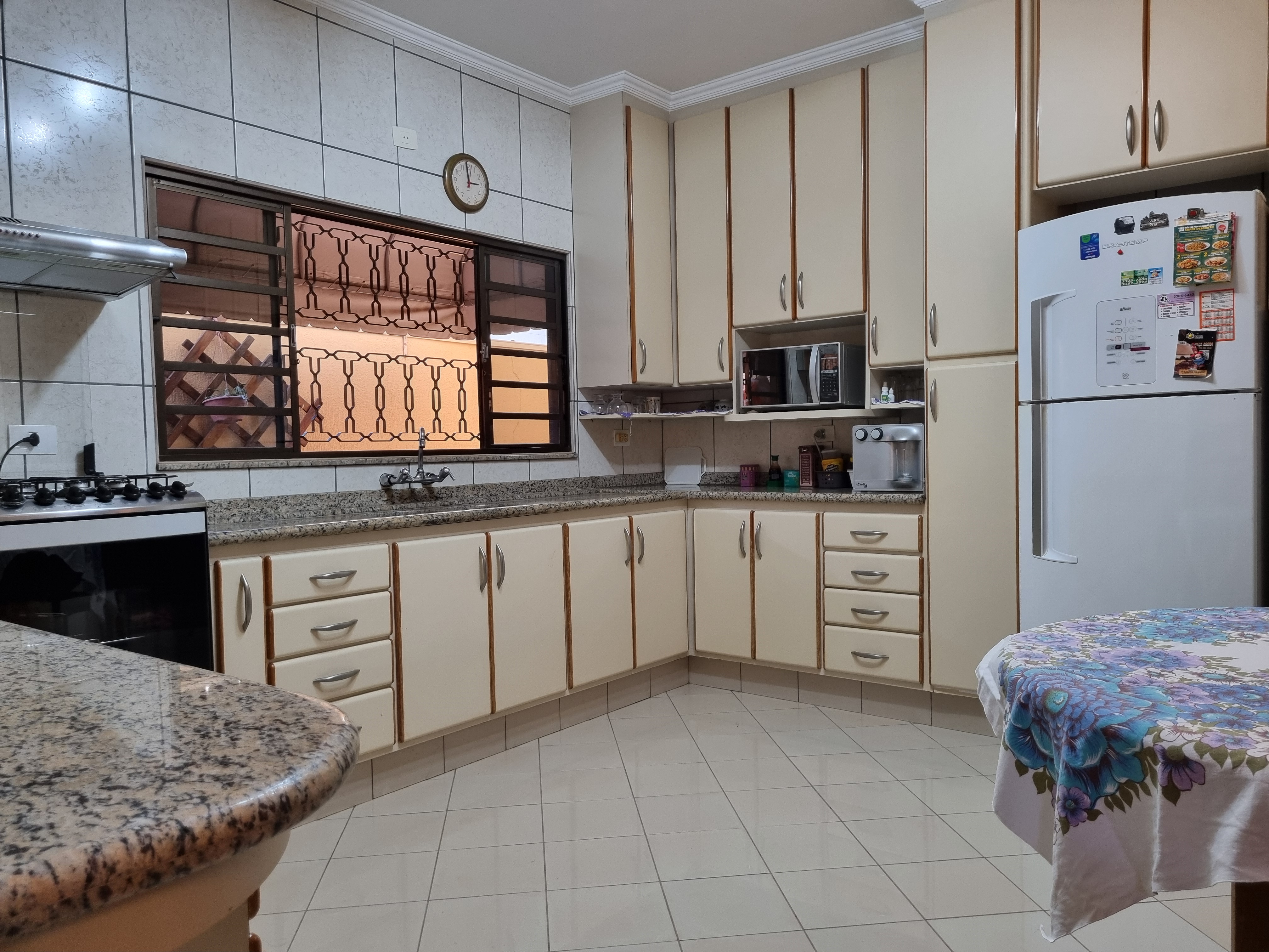 Imagem Sobrado com 3 Quartos à Venda ou Temporada, 266 m²em Vila Planalto - Campo Grande Imagem Sobrado com 3 Quartos à Venda ou Temporada, 266 m²em Vila Planalto - Campo Grande