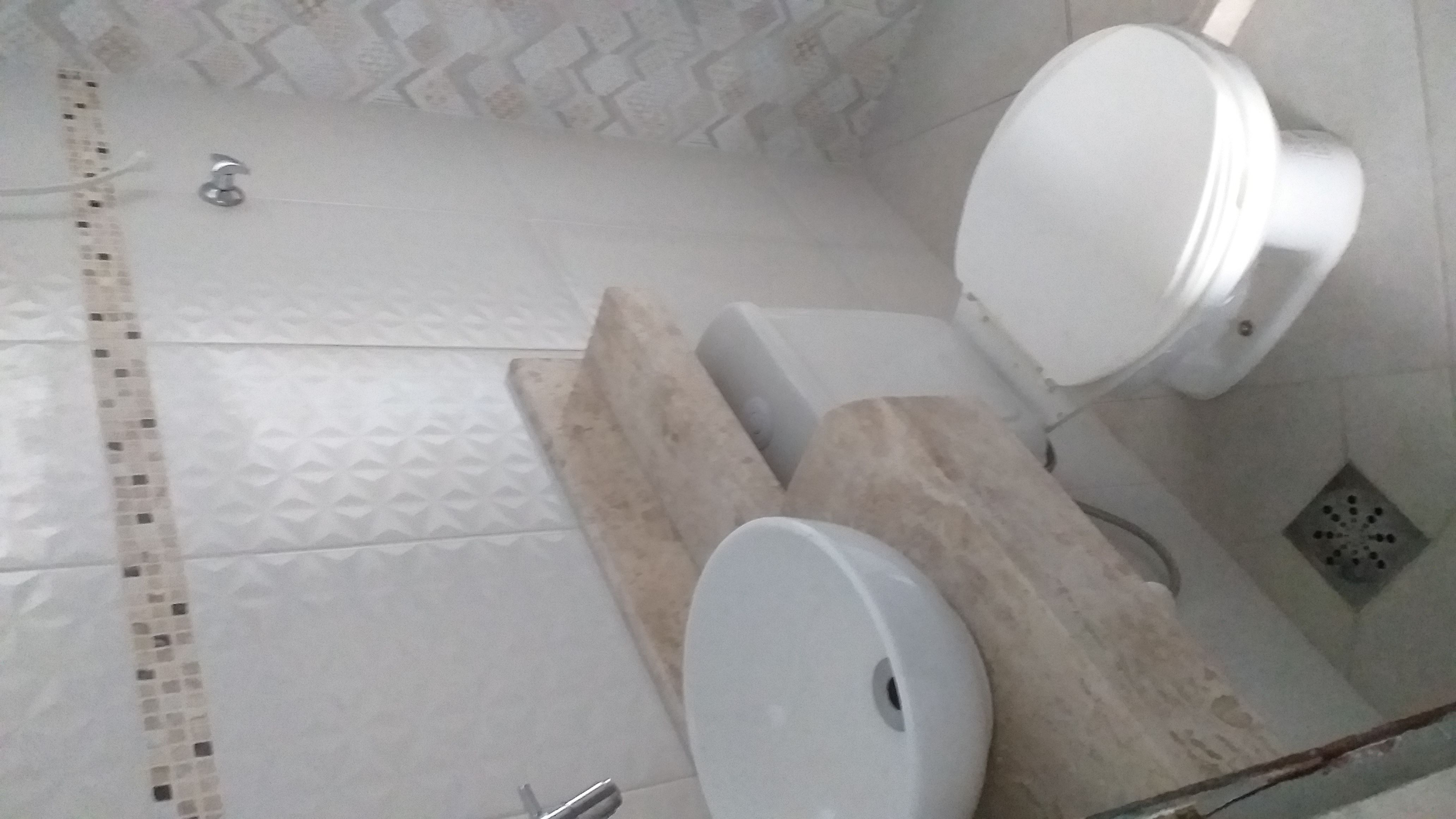 Imagem Casa com 2 Quartos à Venda, 80 m² em Bangu - Rio de Janeiro
