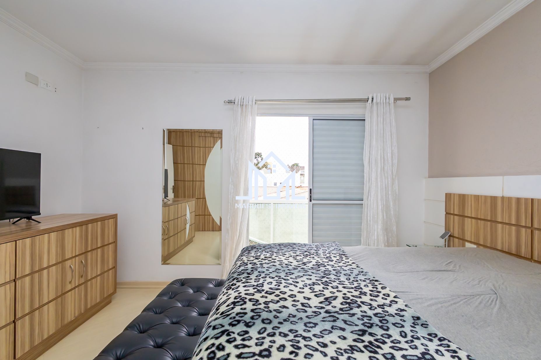 Imagem Sobrado com 3 Quartos à Venda, 172 m²em Santa Felicidade - Curitiba