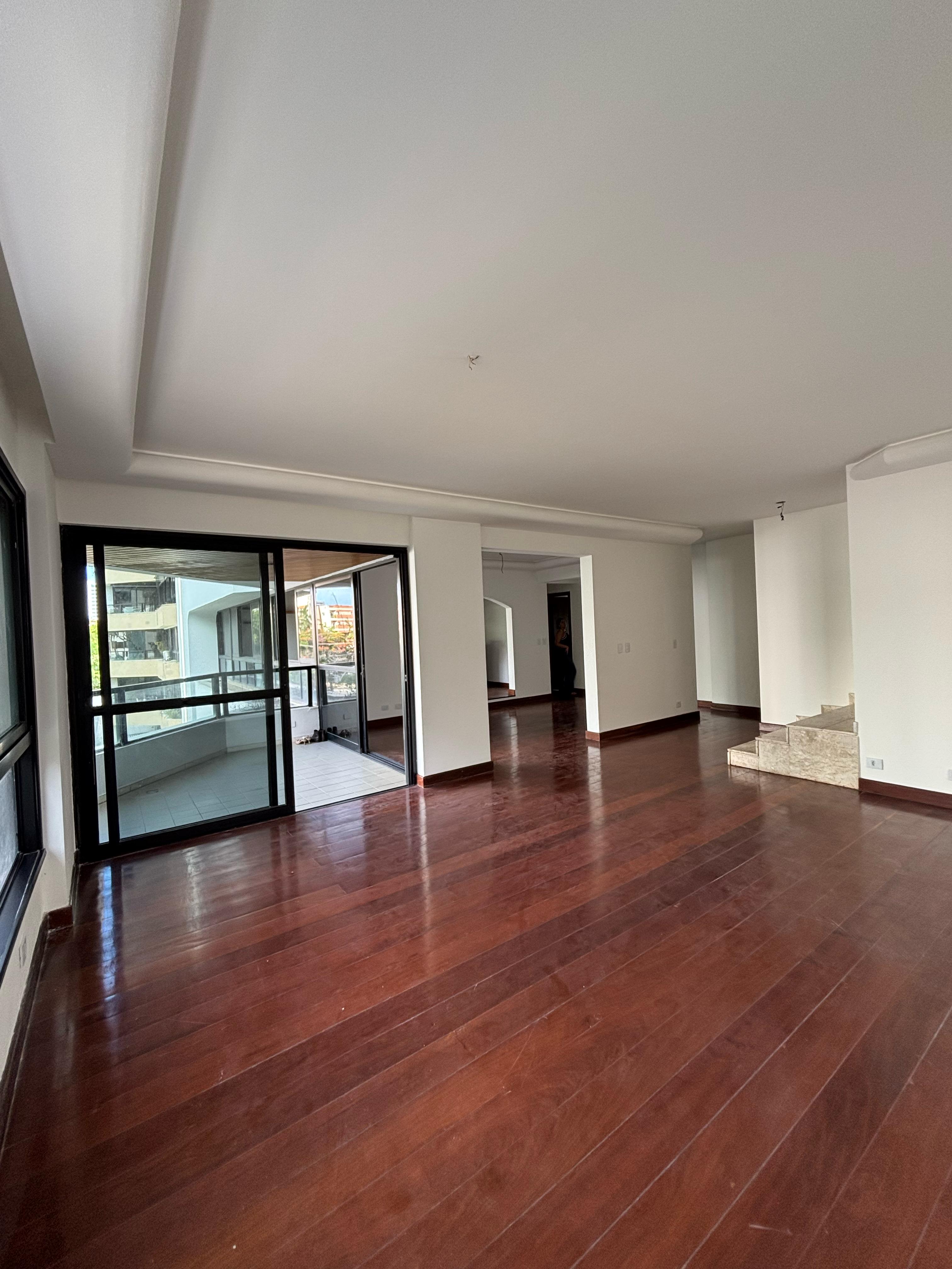 Imagem Apartamento com 4 Quartos à Venda, 211 m² em Itaigara - Salvador Imagem Apartamento com 4 Quartos à Venda, 211 m² em Itaigara - Salvador