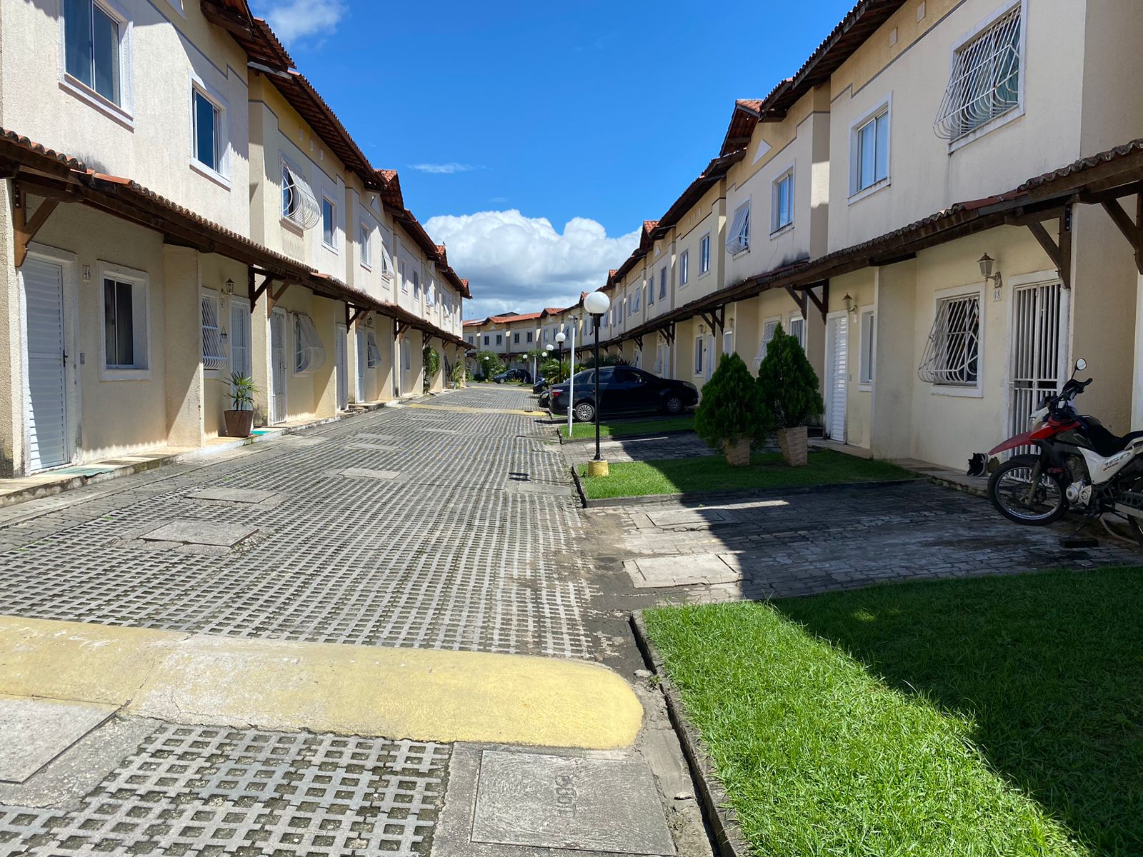 Imagem Casa de Condomínio com 2 Quartos à Venda, 63 m²em Siqueira - Fortaleza Imagem Casa de Condomínio com 2 Quartos à Venda, 63 m²em Siqueira - Fortaleza