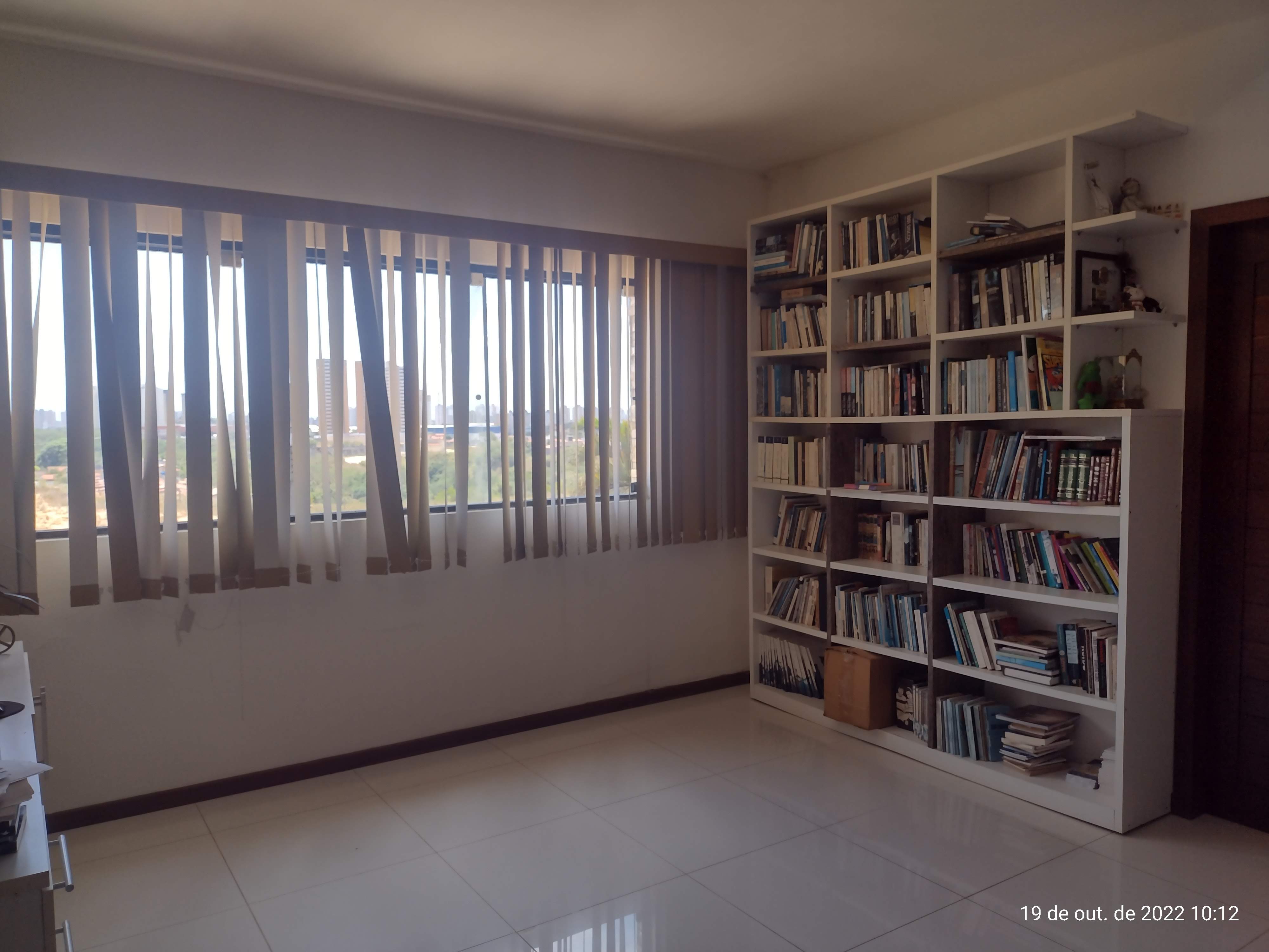 Imagem Casa de Condomínio com 4 Quartos à Venda, 286 m²em Candelária - Natal
