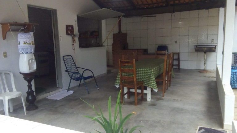 Imagem Casa com 2 Quartos à Venda, 360 m²em Setor Nova Aruanã  - Aruanã