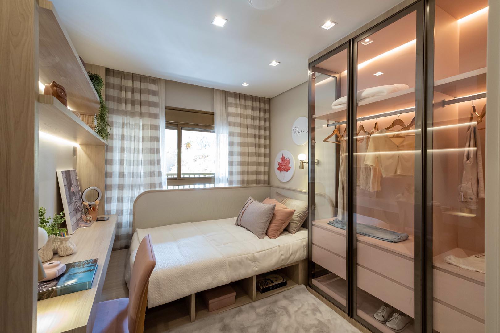 Imagem Apartamento com 4 Quartos à Venda, 148 m²em Moema - São Paulo