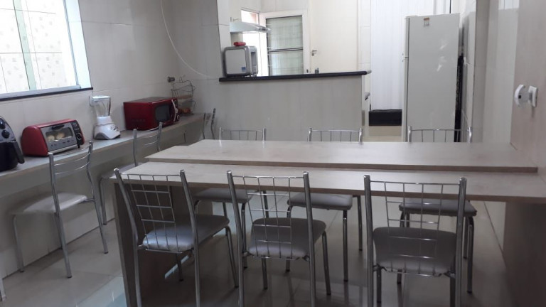 Imagem Sobrado com 4 Quartos à Venda, 225 m² em Vila Alzira - São Paulo