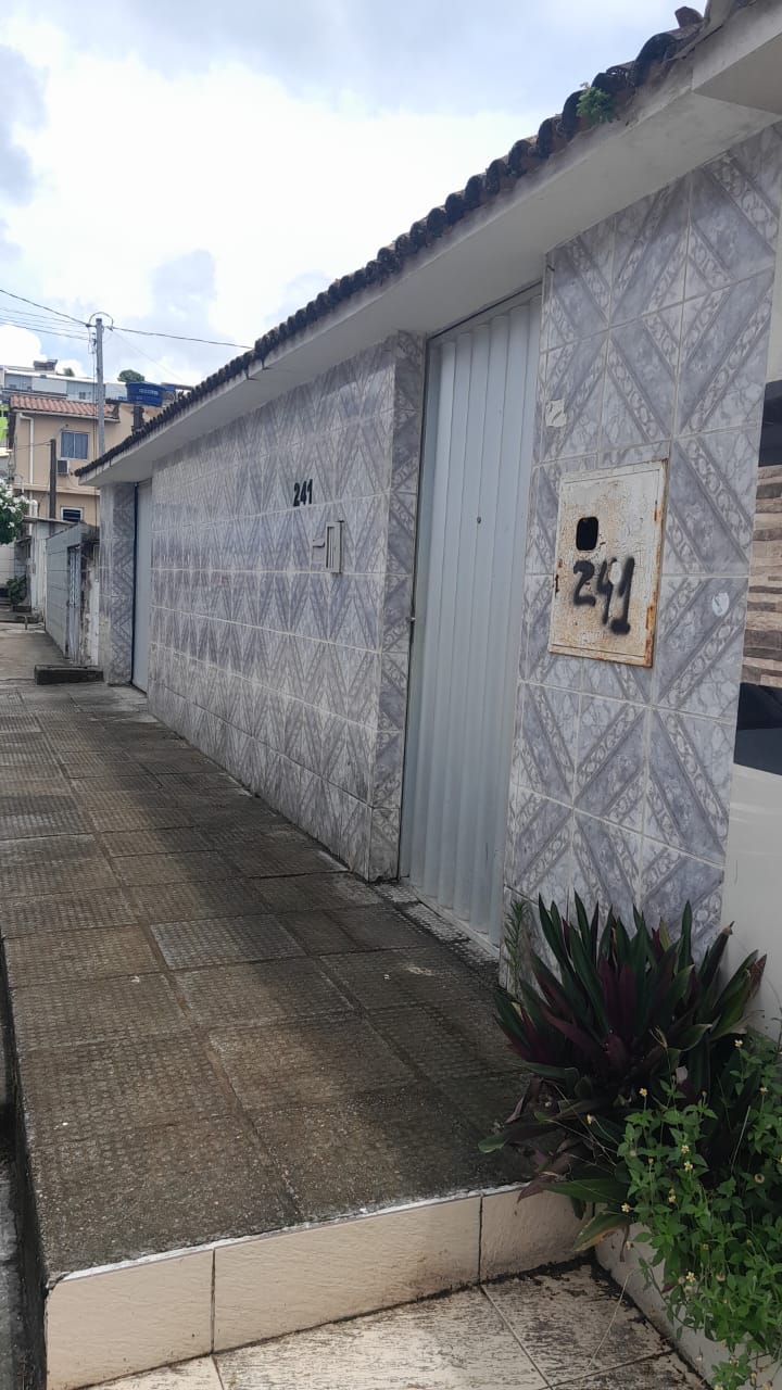 Imagem Casa com 4 Quartos para Alugar, 200 m²em Cavaleiro - Jaboatão dos Guararapes