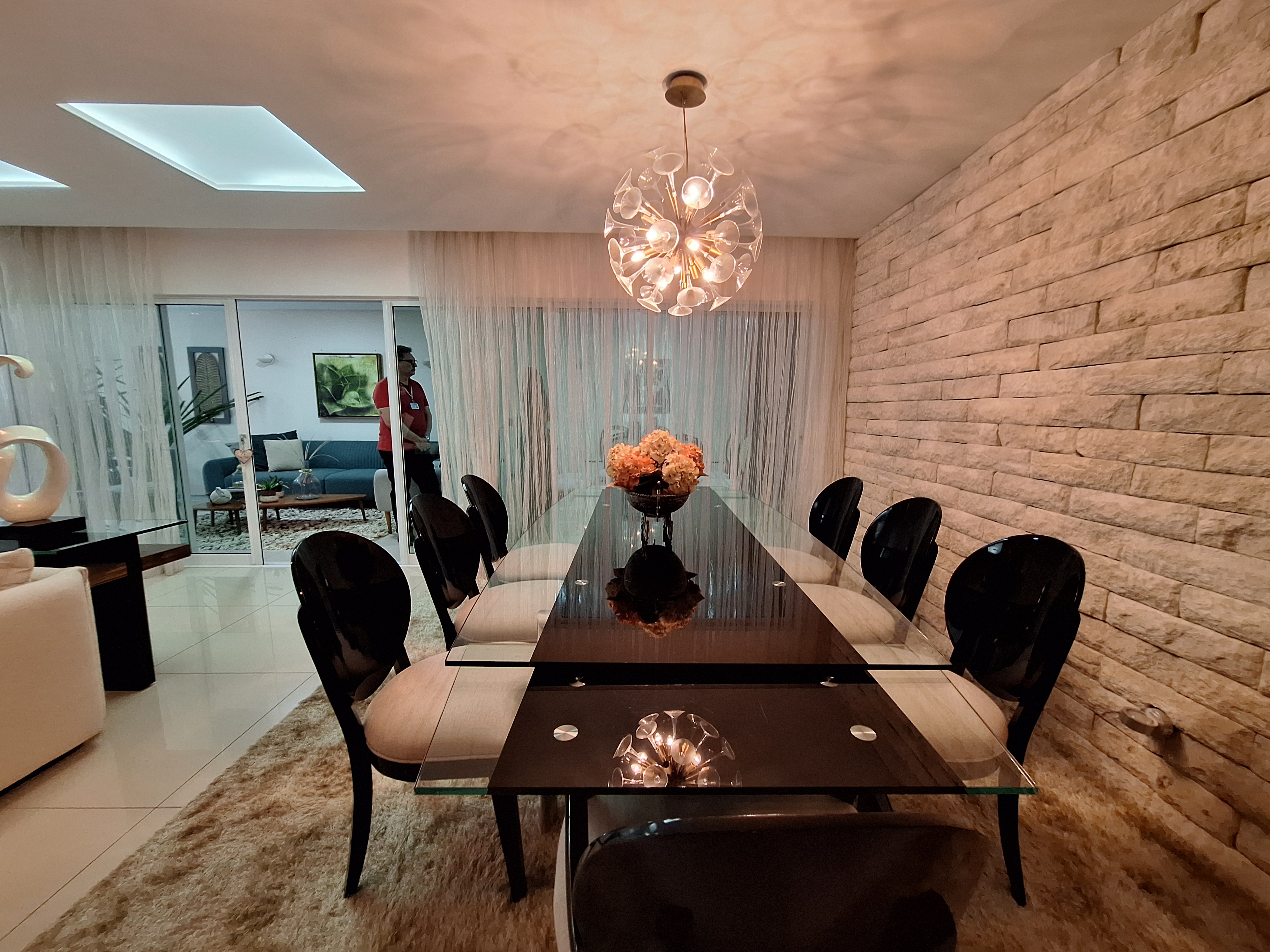 Imagem Casa de Condomínio com 4 Quartos à Venda, 242 m²em De Lourdes - Fortaleza Imagem Casa de Condomínio com 4 Quartos à Venda, 242 m²em De Lourdes - Fortaleza