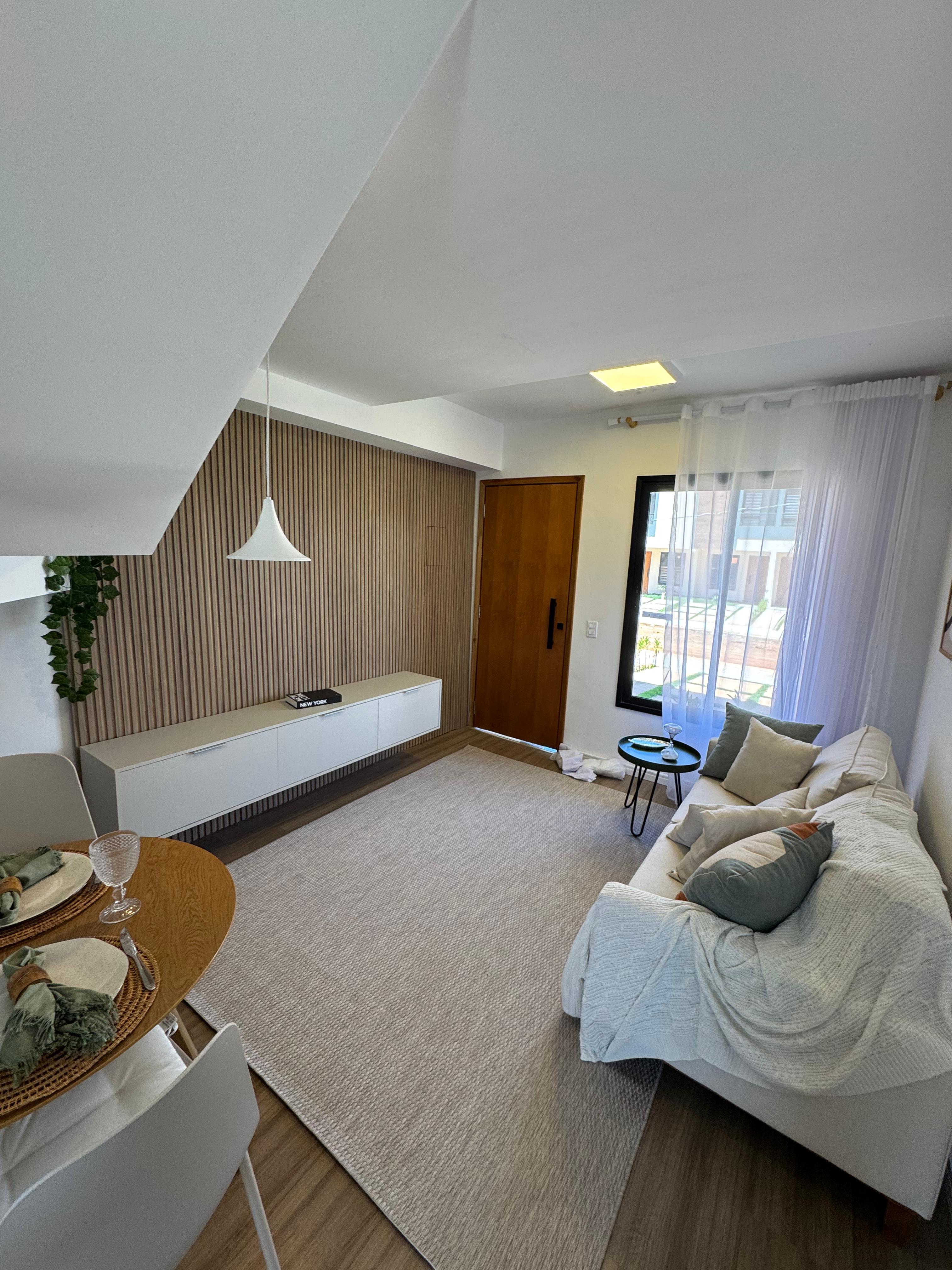 Casa de Condomínio com 2 Quartos à Venda, 54 m²em Chácara Rincão - Cotia