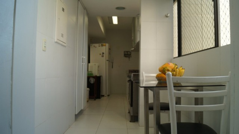 Imagem Apartamento com 4 Quartos à Venda, 145 m² em Boa Viagem - Recife