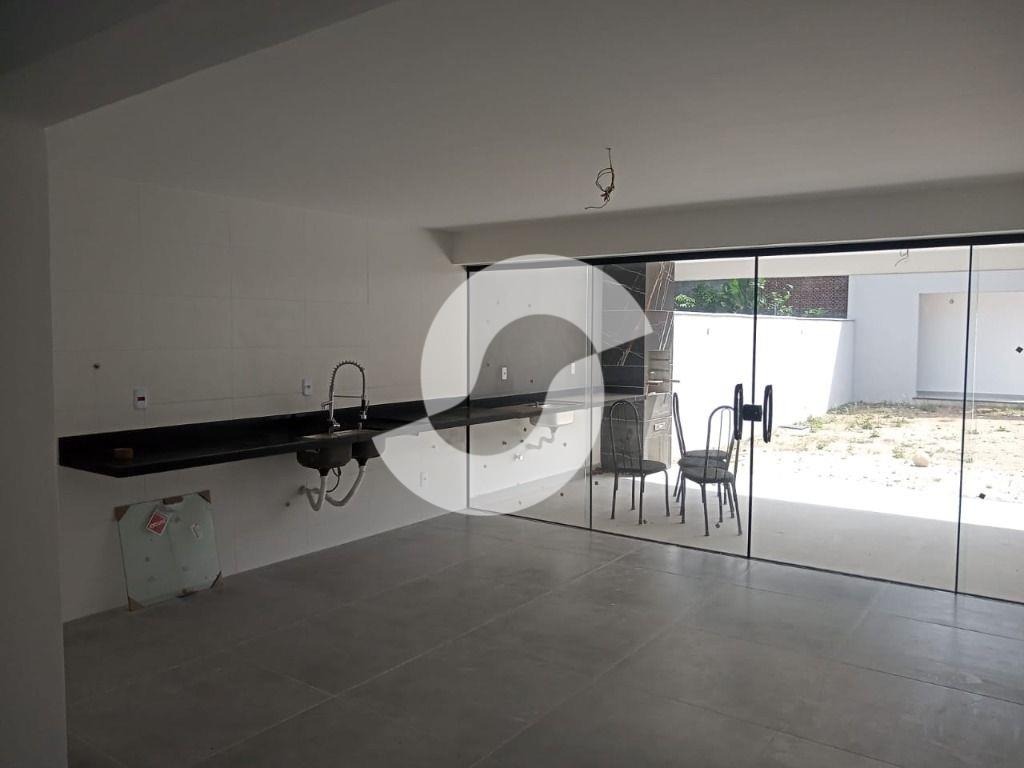 Imagem Casa com 4 Quartos à Venda, 209 m² em Itaipu - Niterói Imagem Casa com 4 Quartos à Venda, 209 m² em Itaipu - Niterói