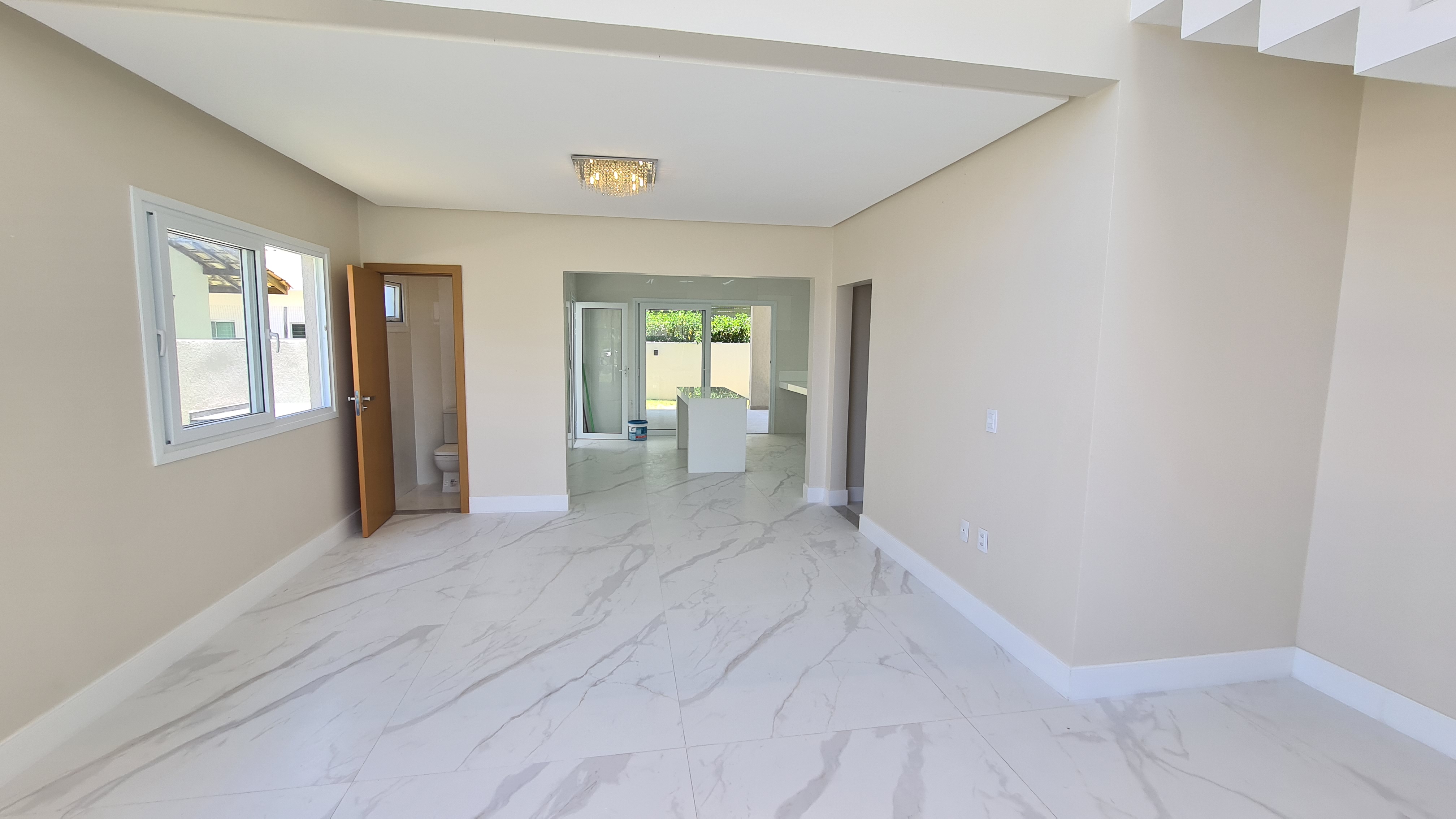 Imagem Casa de Condomínio com 6 Quartos à Venda, 335 m² em Guarajuba (Monte Gordo) - Camaçari Imagem Casa de Condomínio com 6 Quartos à Venda, 335 m² em Guarajuba (Monte Gordo) - Camaçari